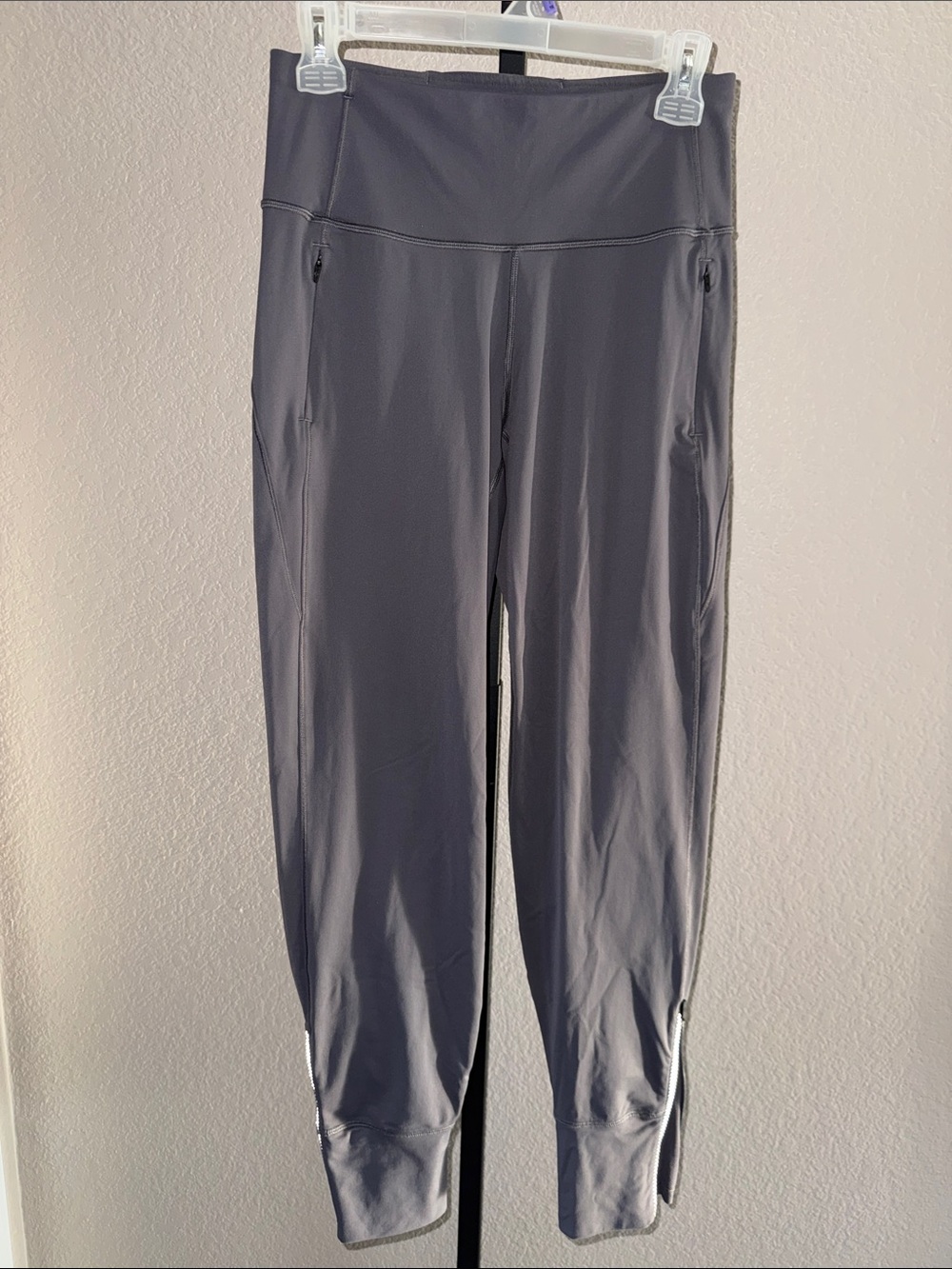 Lululemon High-Waist Joggers size 4